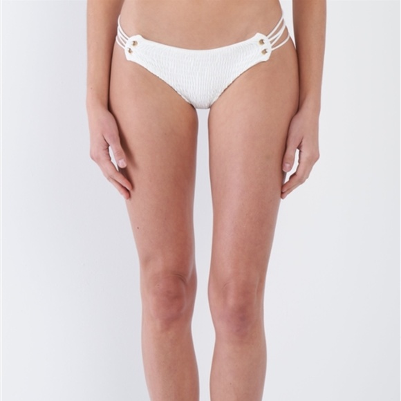 White Off-The-Shoulder 2 piece Lace up Bikini Set - Picture 5 of 6